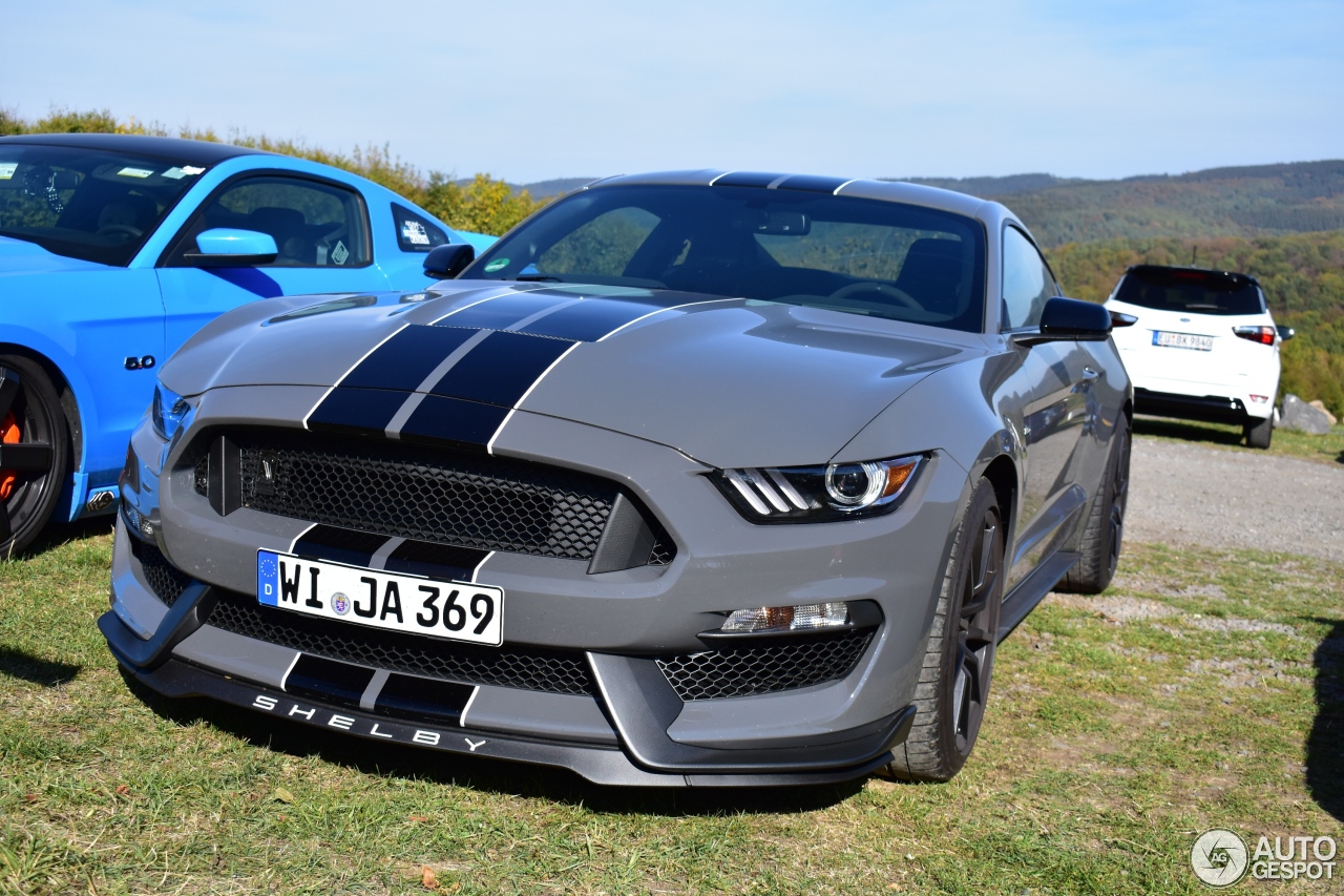 Ford Mustang Shelby GT350 2015