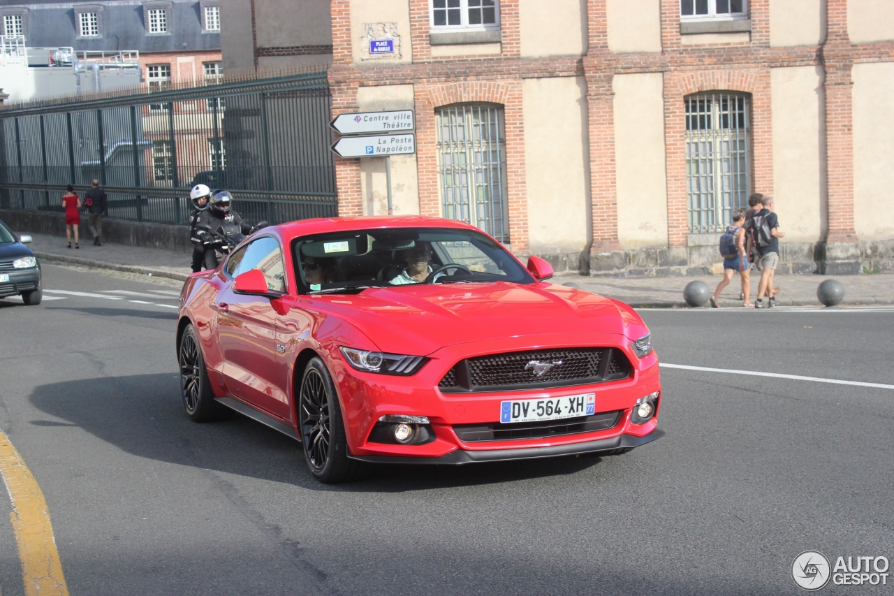 Ford Mustang GT 2015