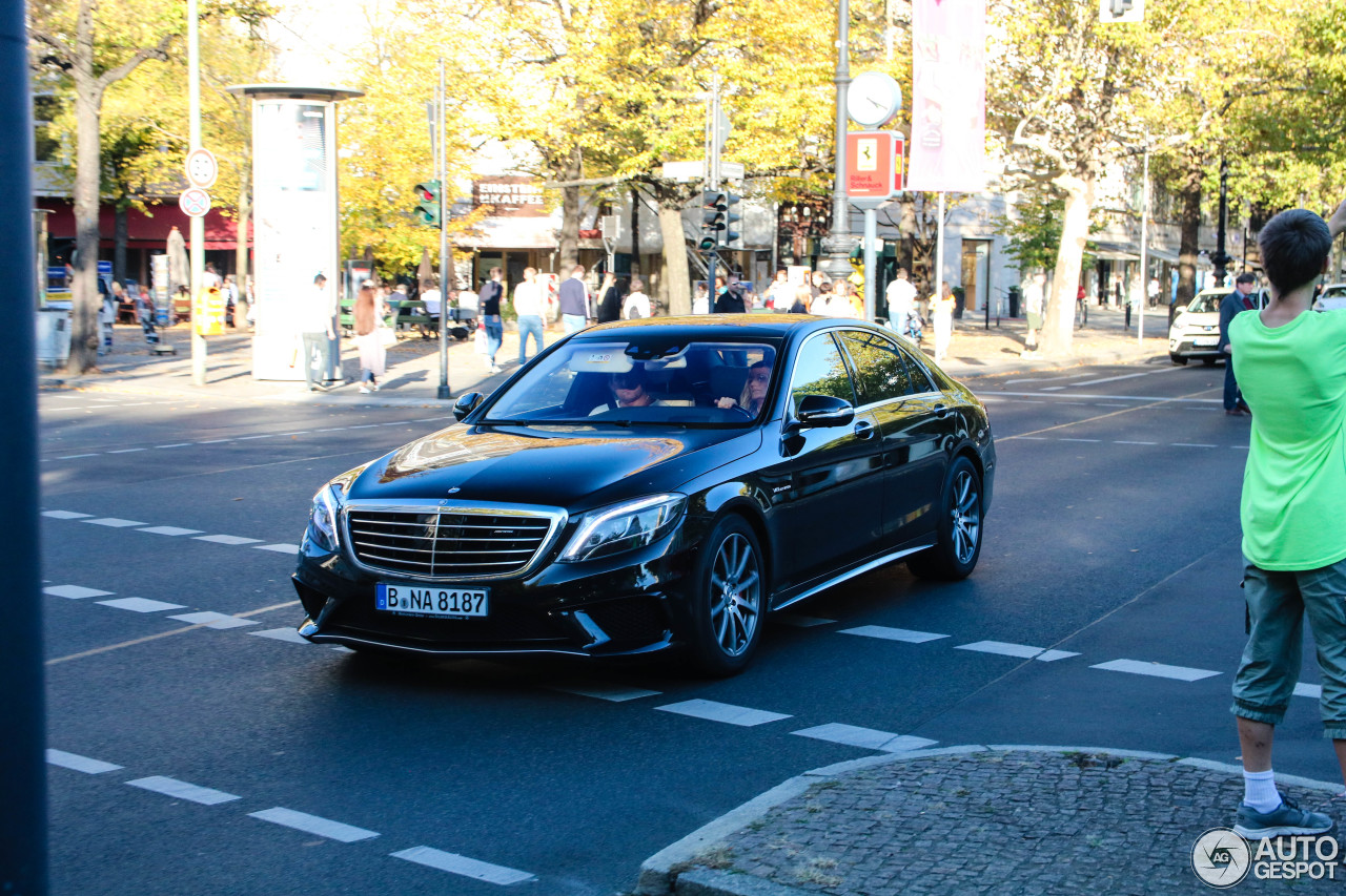 Mercedes-Benz S 63 AMG V222