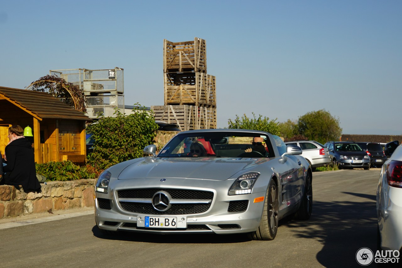 Mercedes-Benz SLS AMG Roadster