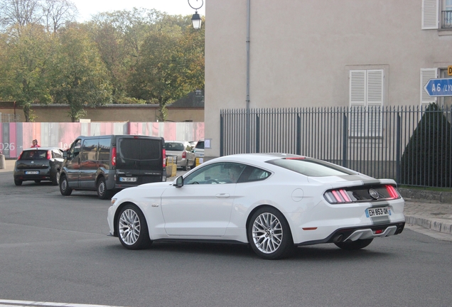 Ford Mustang GT 2015