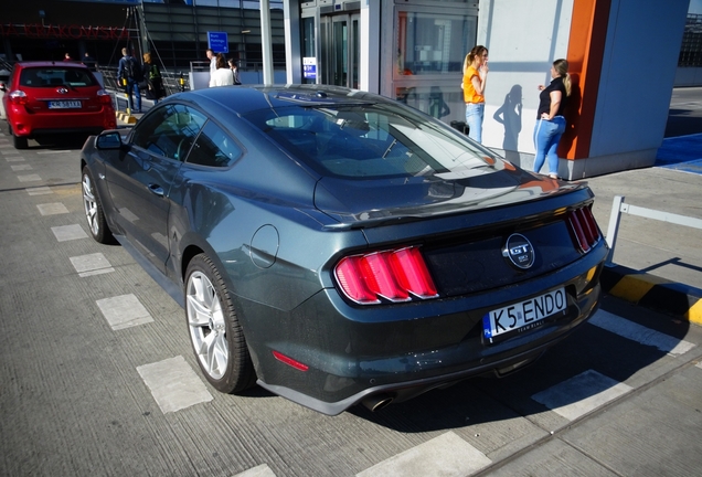 Ford Mustang GT 50th Anniversary Edition