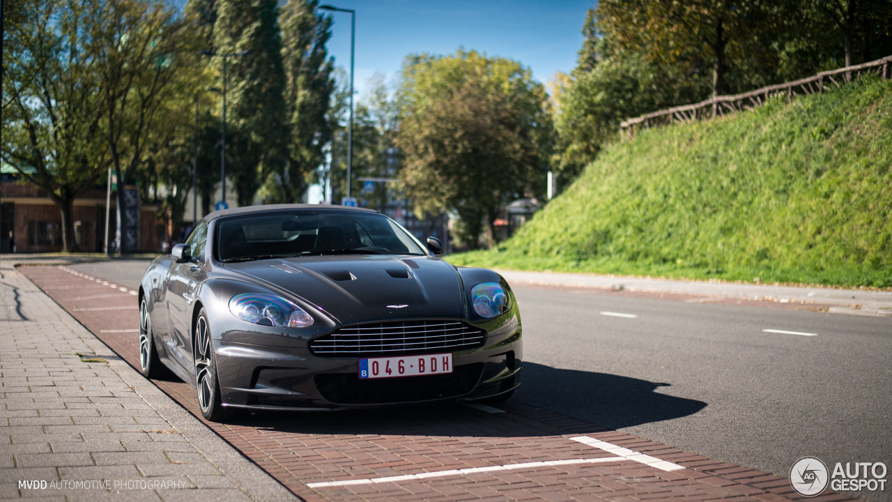 Aston Martin DBS Volante