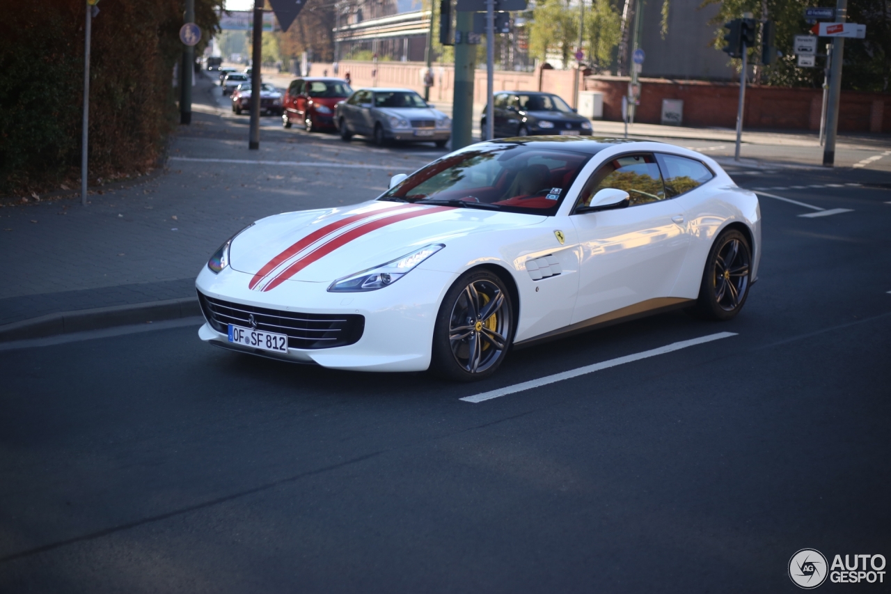 Ferrari GTC4Lusso