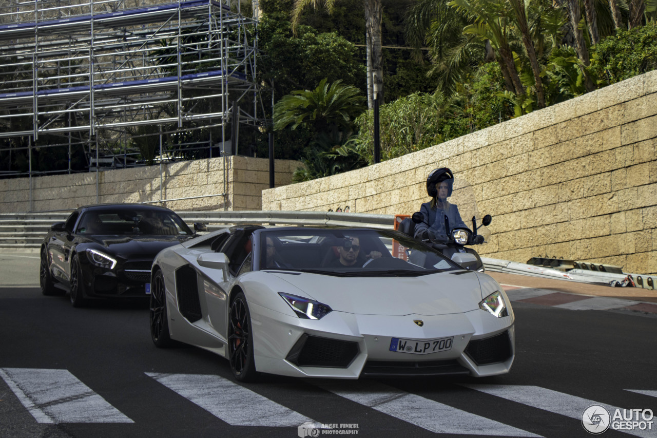 Lamborghini Aventador LP700-4 Roadster