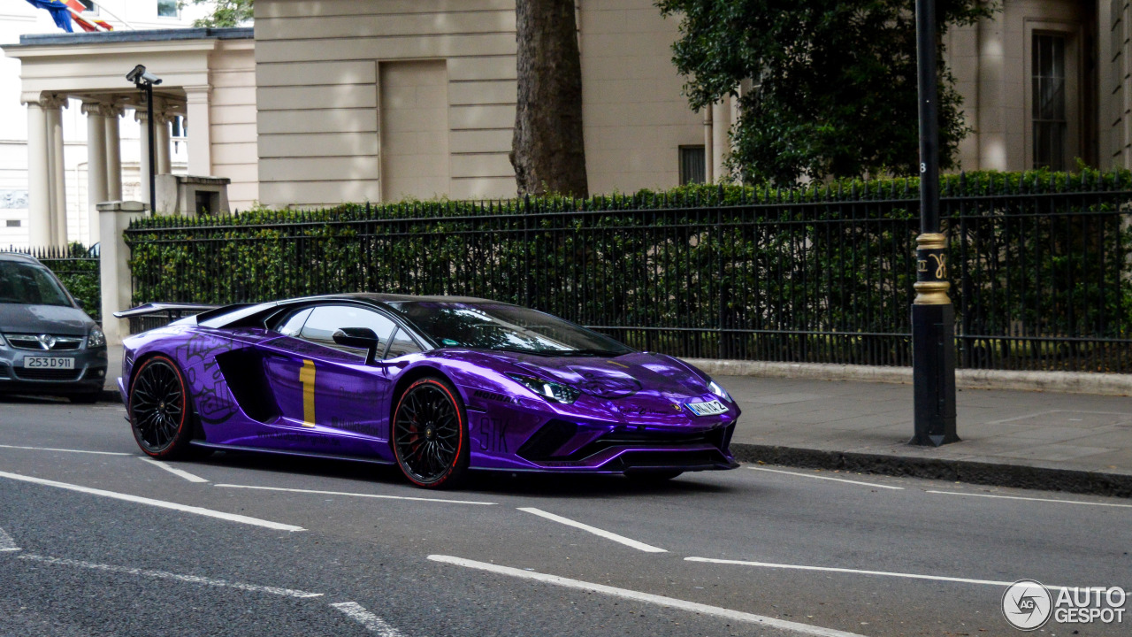 Lamborghini Aventador S LP740-4 DMC