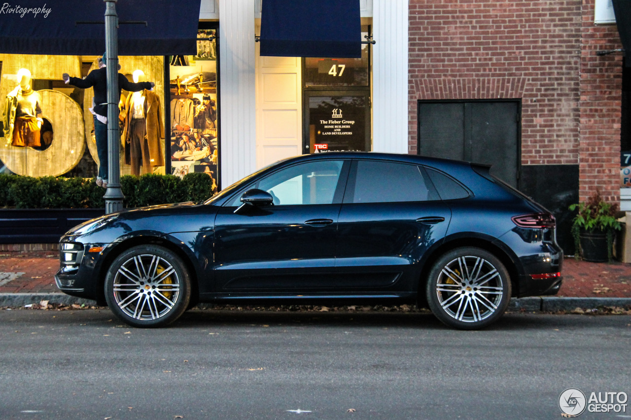 Porsche 95B Macan Turbo