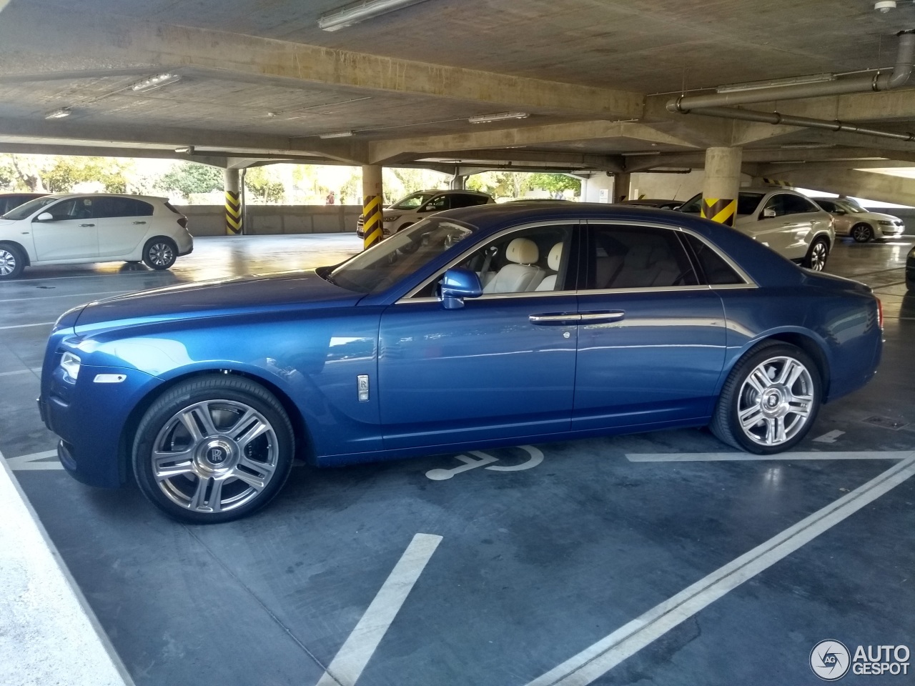 Rolls-Royce Ghost Series II