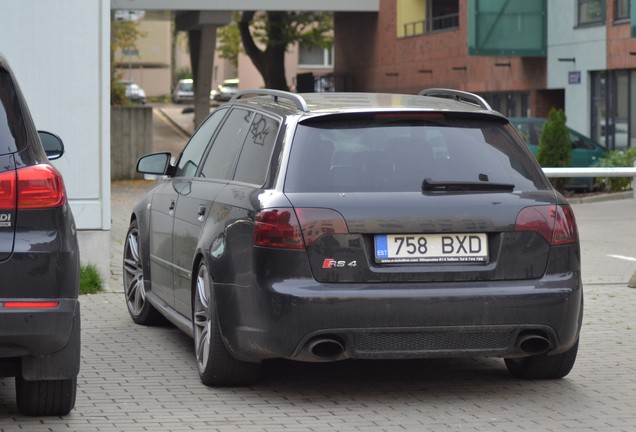 Audi RS4 Avant B7