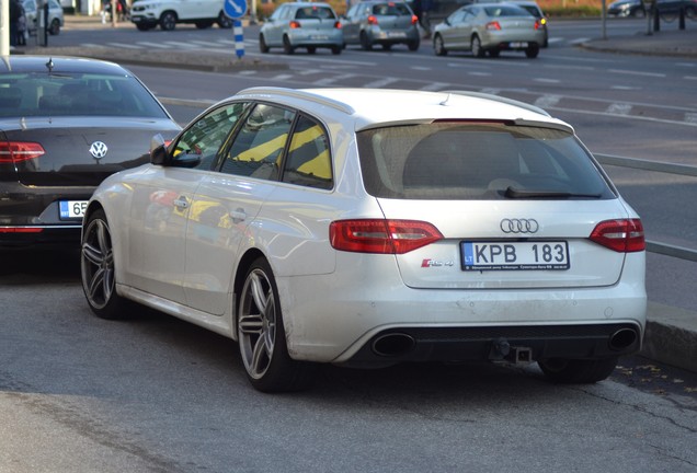 Audi RS4 Avant B8