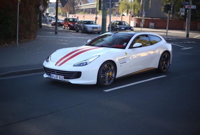 Ferrari GTC4Lusso