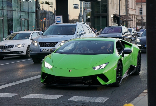 Lamborghini Huracán LP640-4 Performante