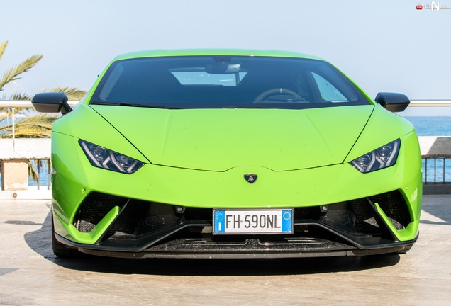 Lamborghini Huracán LP640-4 Performante