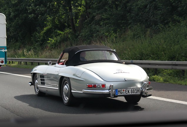 Mercedes-Benz 300SL Roadster