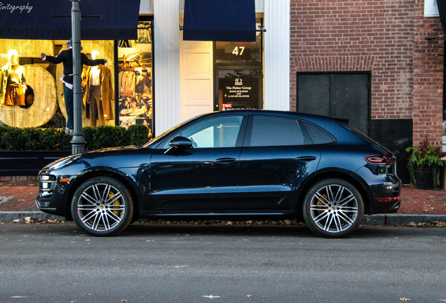 Porsche 95B Macan Turbo