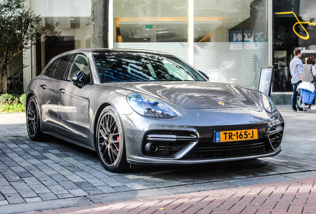 Porsche 971 Panamera Turbo Sport Turismo