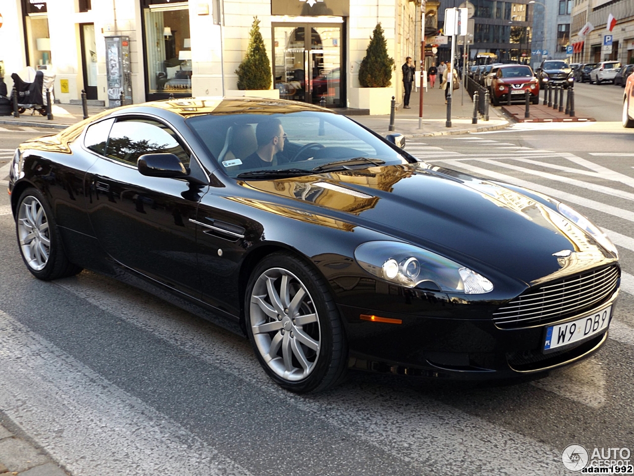 Aston Martin DB9