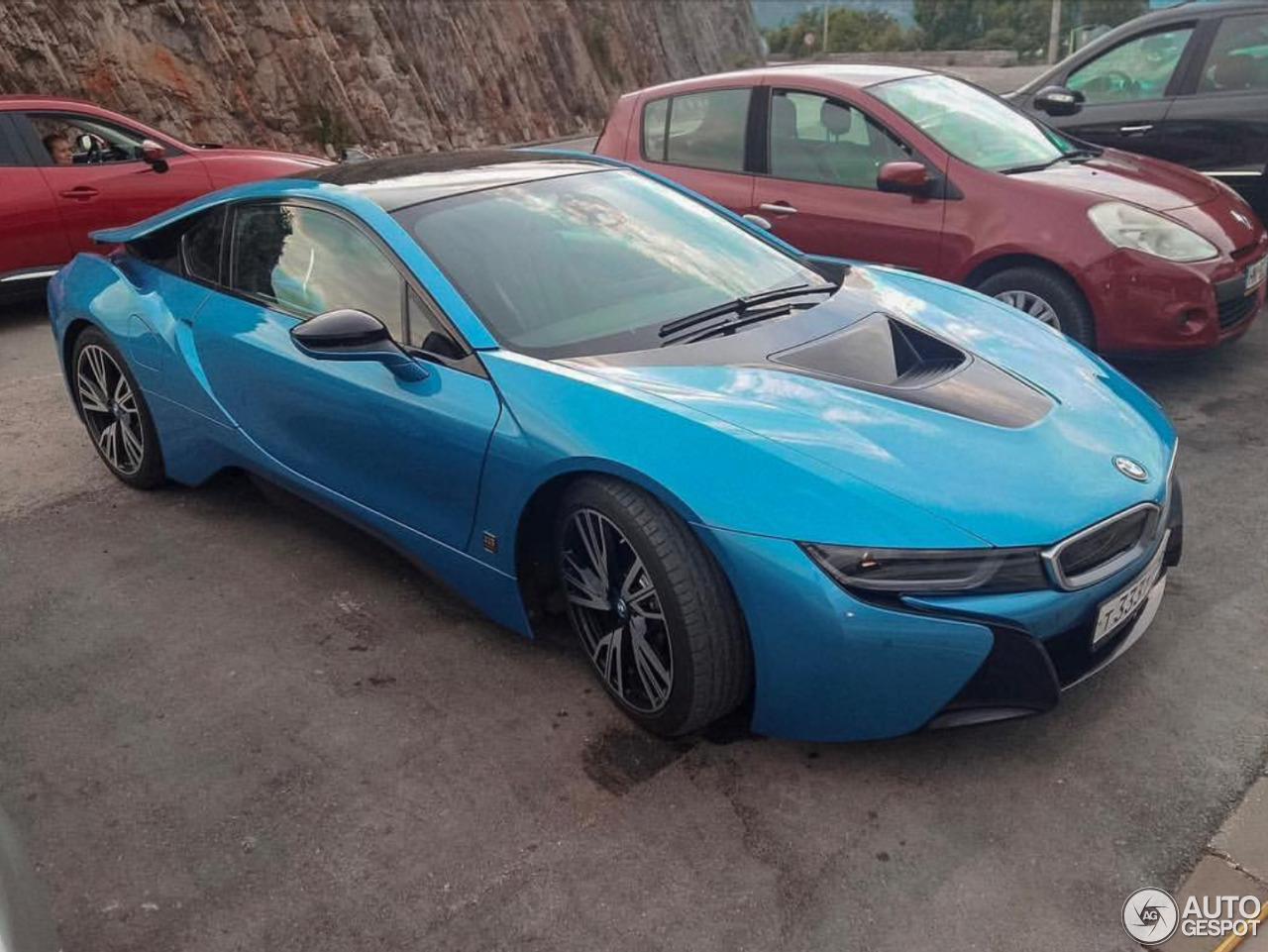 BMW i8