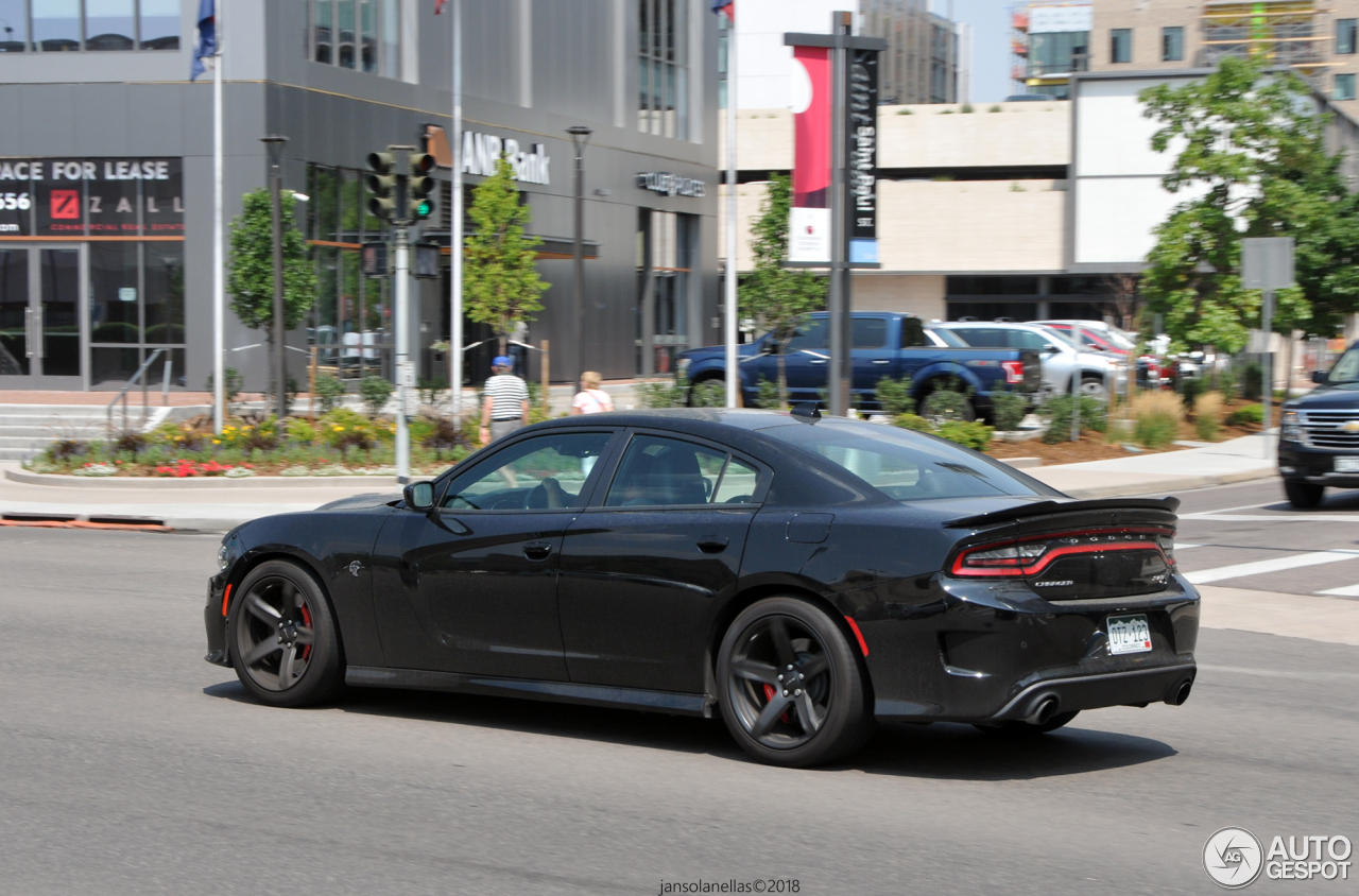 Dodge Charger SRT Hellcat