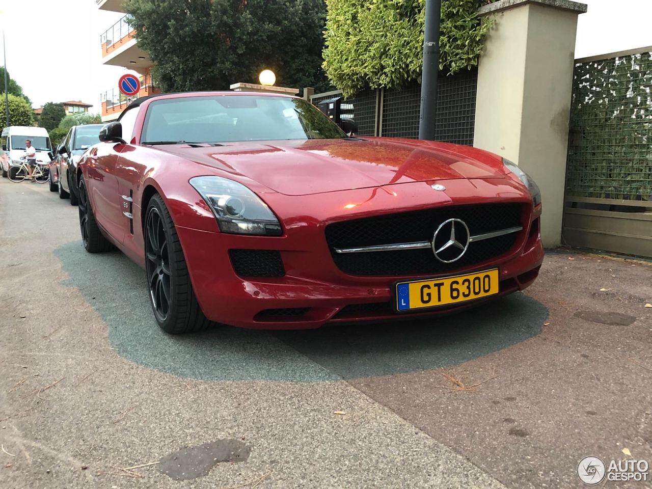 Mercedes-Benz SLS AMG GT Roadster