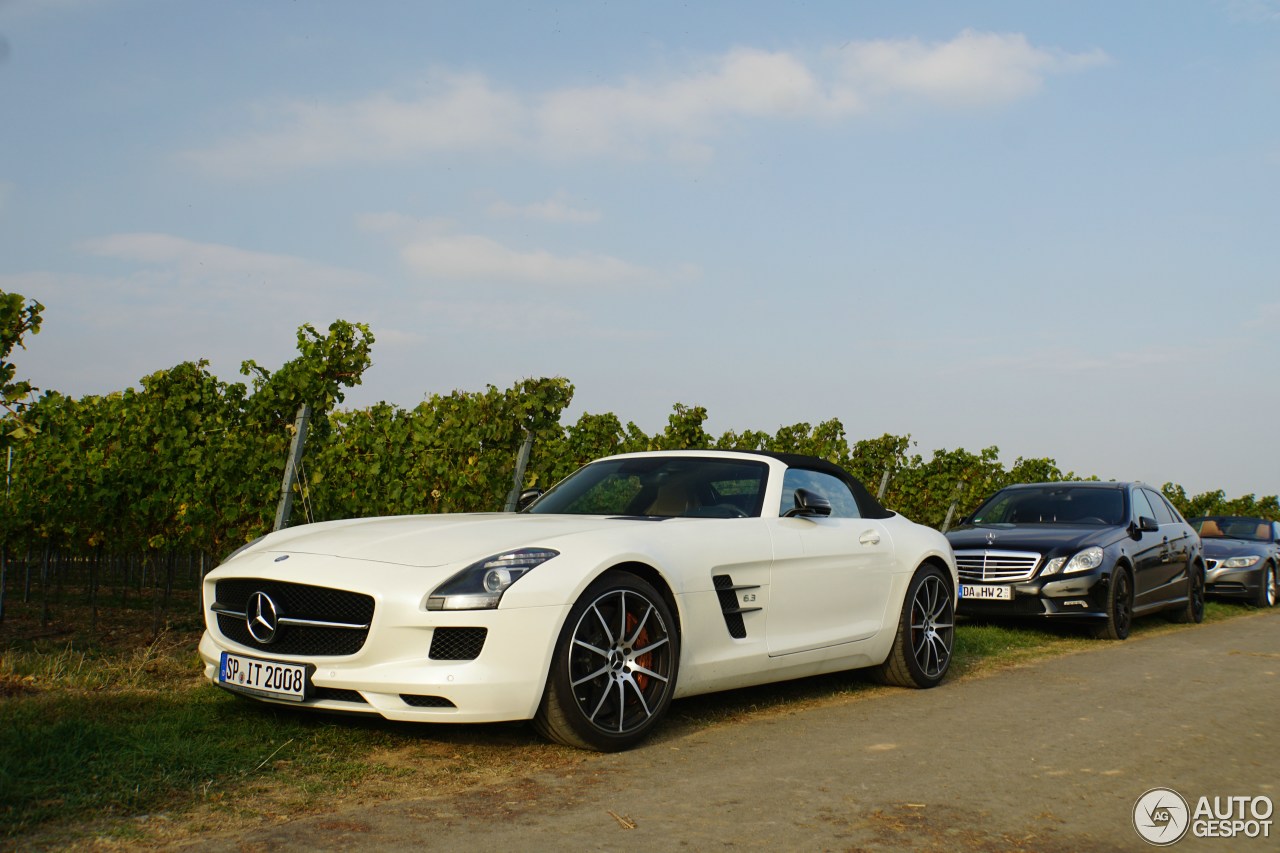 Mercedes-Benz SLS AMG GT Roadster