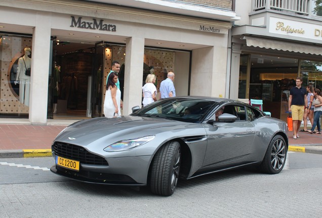 Aston Martin DB11