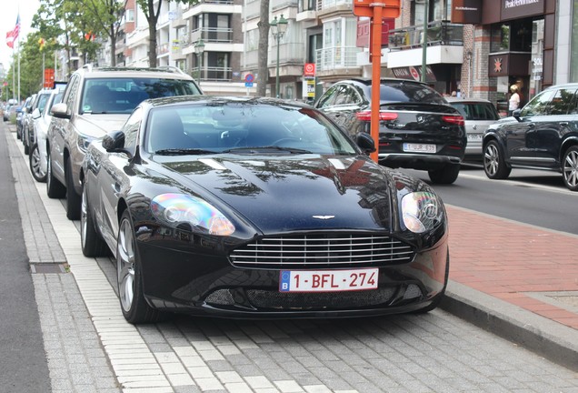 Aston Martin DB9 2010