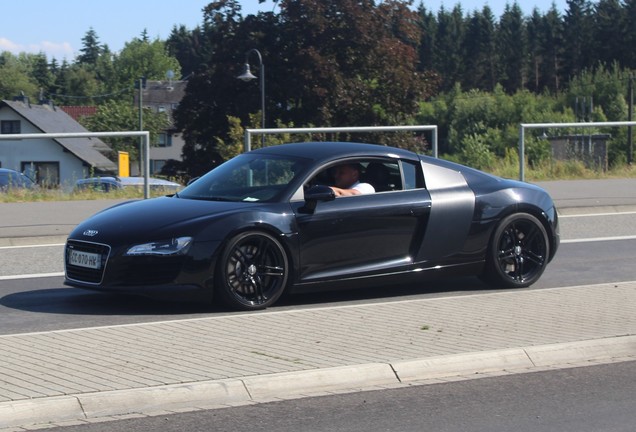 Audi R8