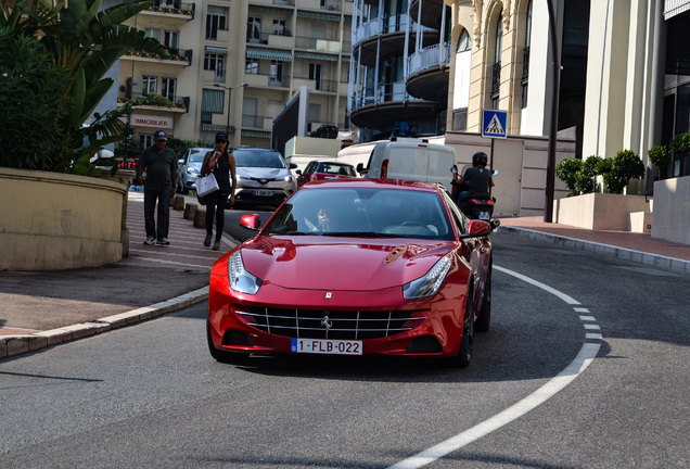 Ferrari FF