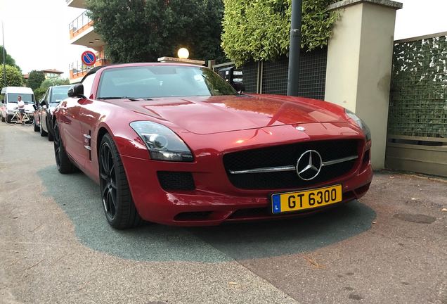 Mercedes-Benz SLS AMG GT Roadster