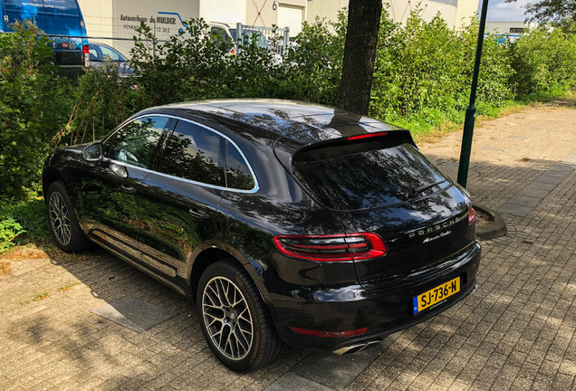 Porsche 95B Macan Turbo