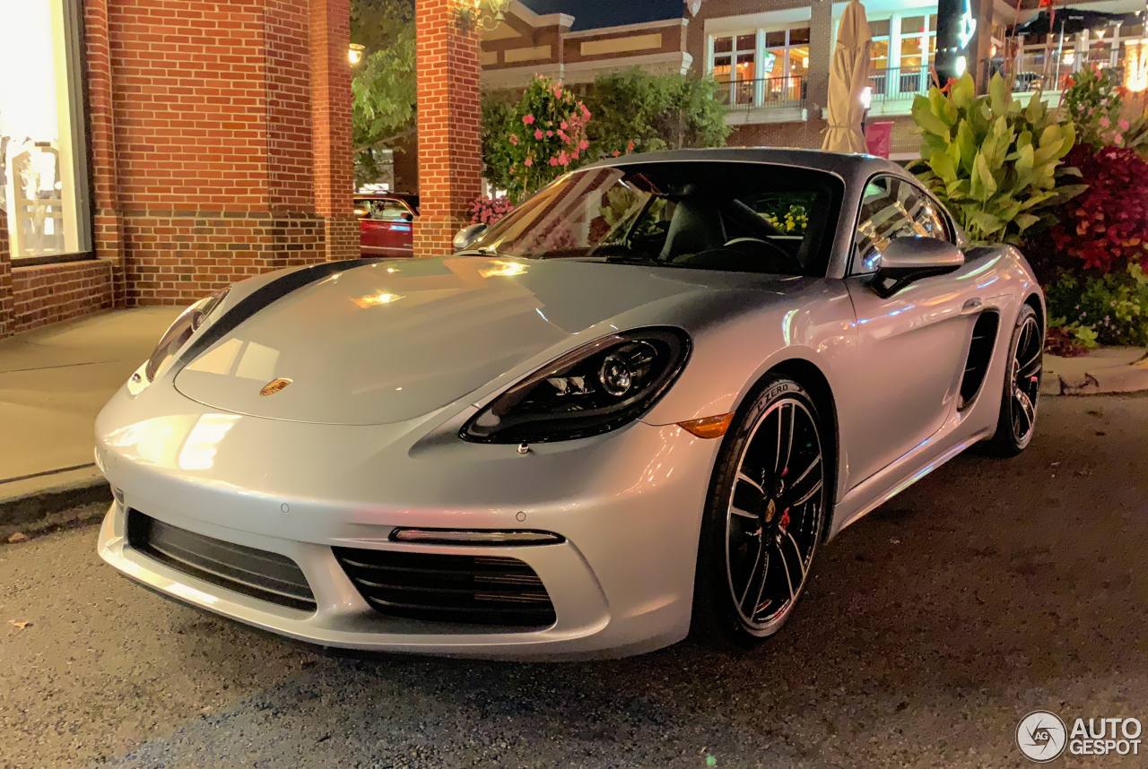 Porsche 718 Cayman S