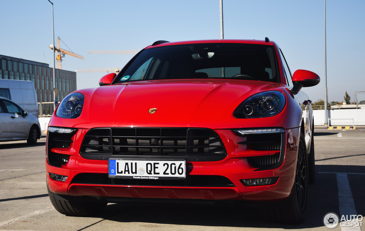 Porsche 95B Macan GTS