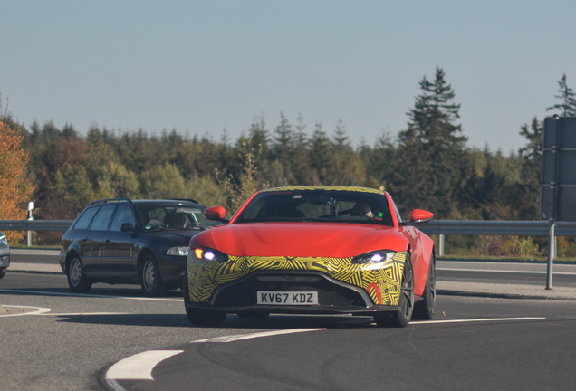 Aston Martin V8 Vantage 2018