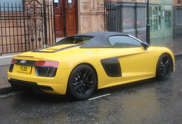 Audi R8 V10 Spyder 2016