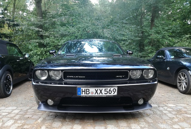 Dodge Challenger SRT-8 392