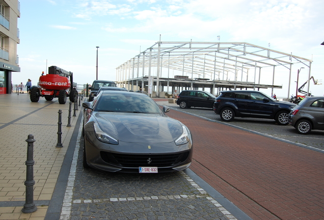 Ferrari GTC4Lusso