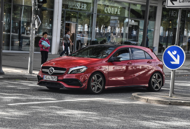 Mercedes-AMG A 45 W176 2015