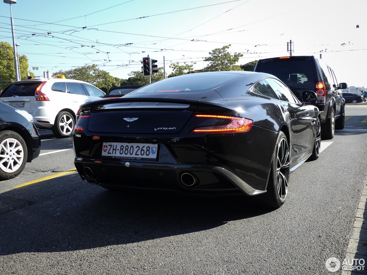 Aston Martin Vanquish 2013