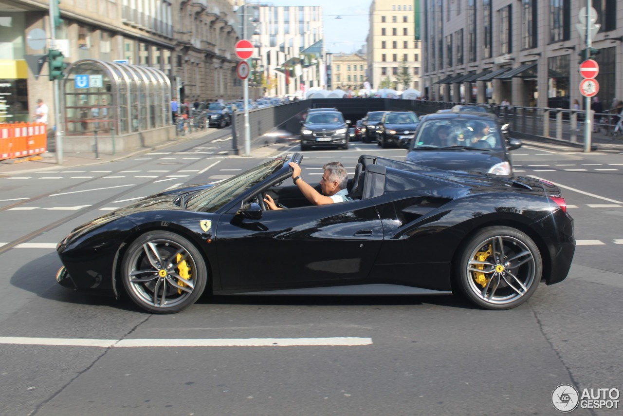 Ferrari 488 Spider