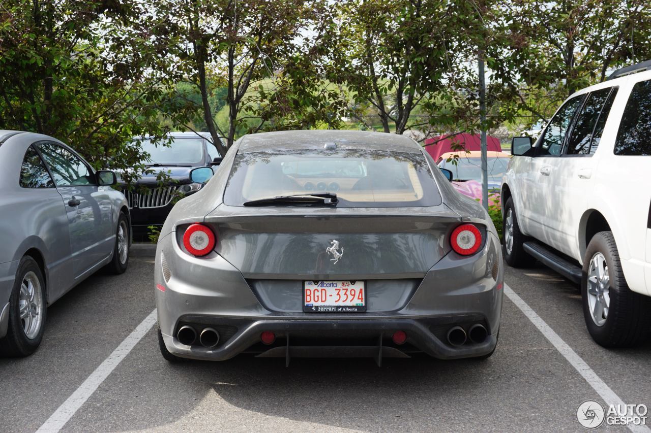 Ferrari FF