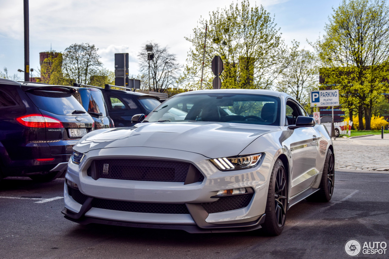 Ford Mustang Shelby GT350 2015