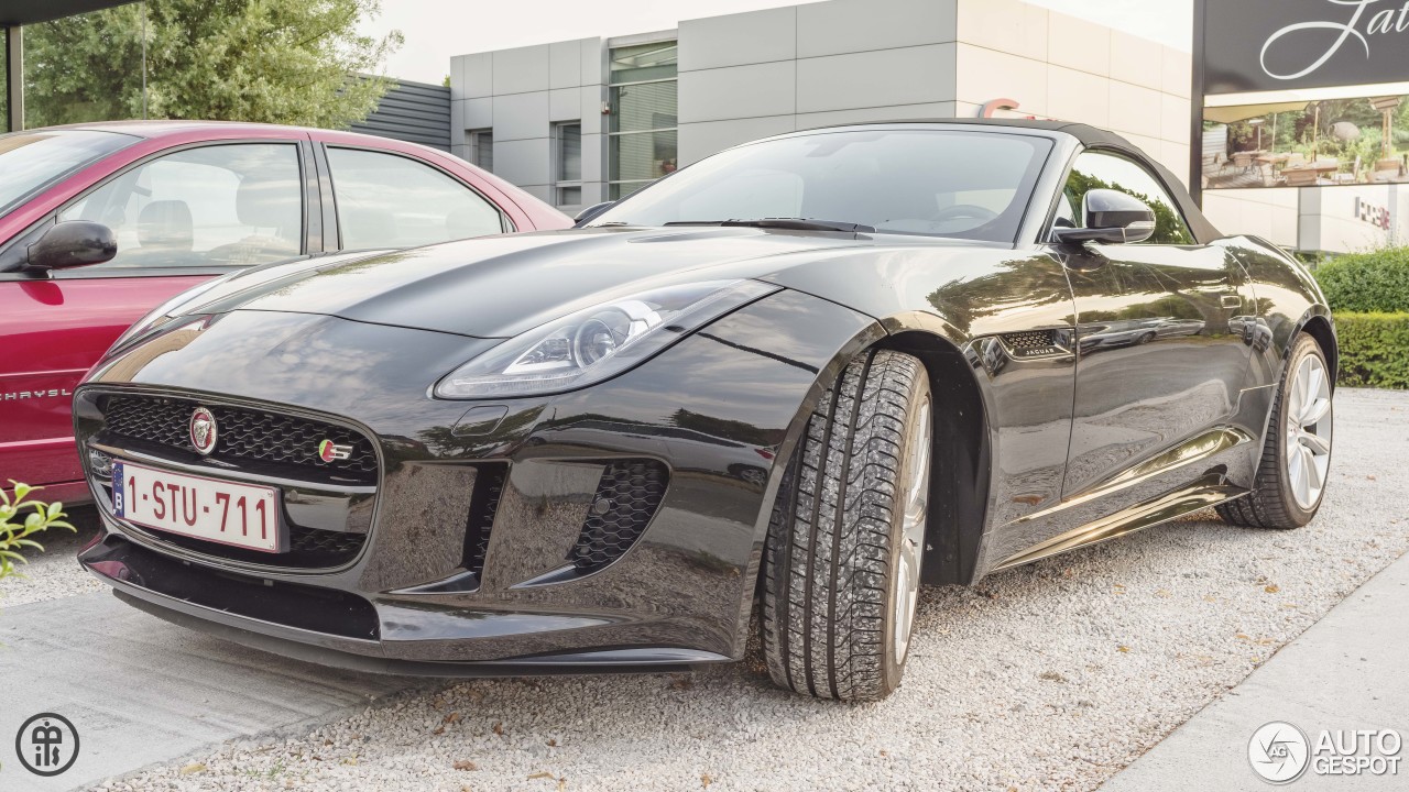 Jaguar F-TYPE S Convertible