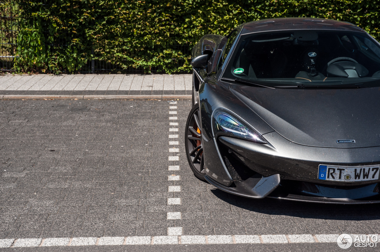 McLaren 570S