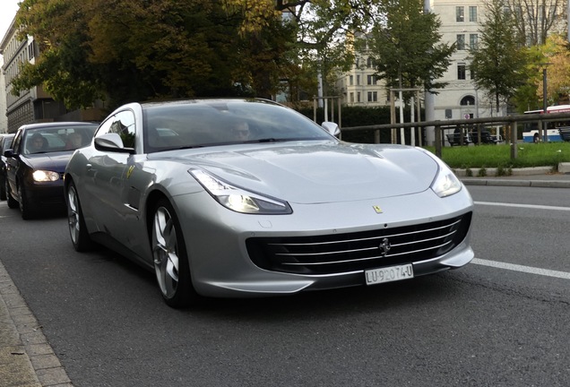 Ferrari GTC4Lusso T