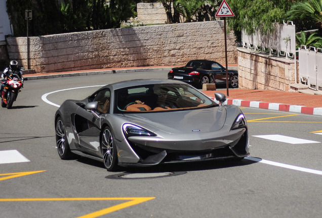 McLaren 570S