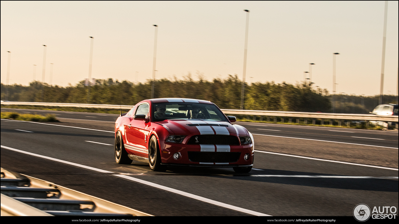 Ford Mustang Shelby GT500 2010