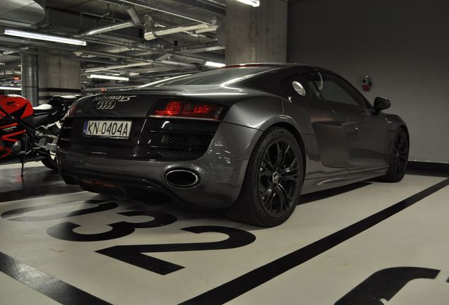 Audi R8 V10