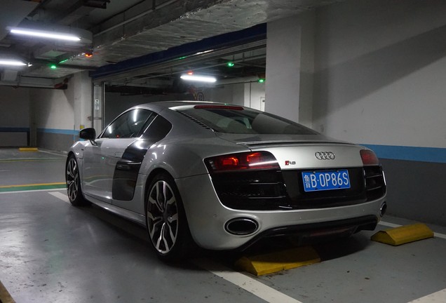 Audi R8 V10