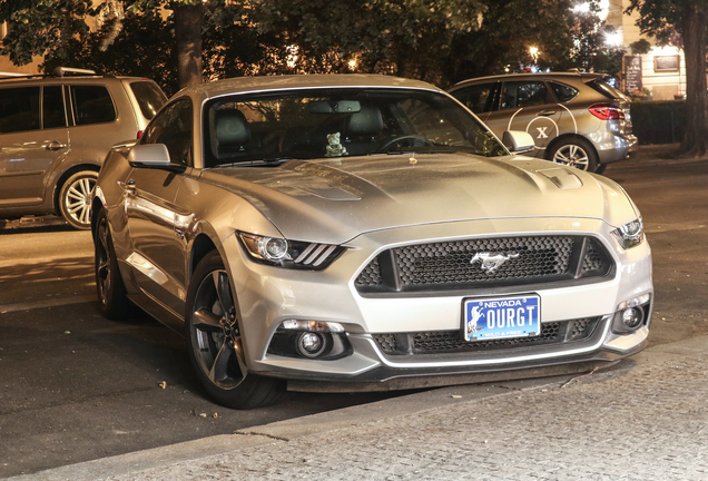 Ford Mustang GT 2015